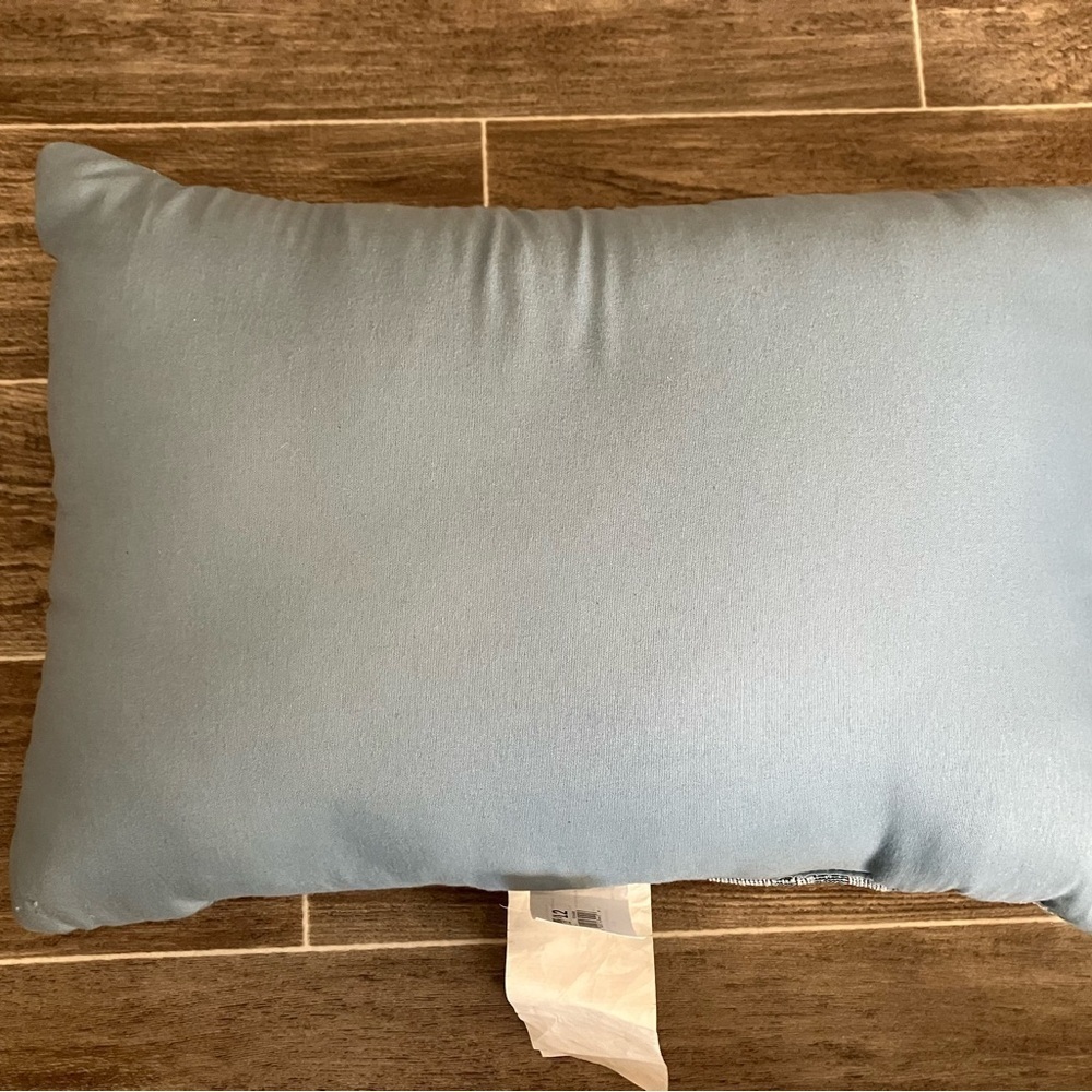 Vintage Style Blue Truck Pillow - Picture 5 of 5